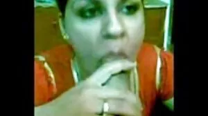 Parit main cipap sedap berbulu panas menikmati persetubuhan pussylicious