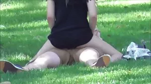 Avi Love mendapat dua kali ganda cinta pelir sedap dalam kedua-dua lubangnya