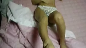 Beach Beauty menunggang Big Bob cerita sex sedap